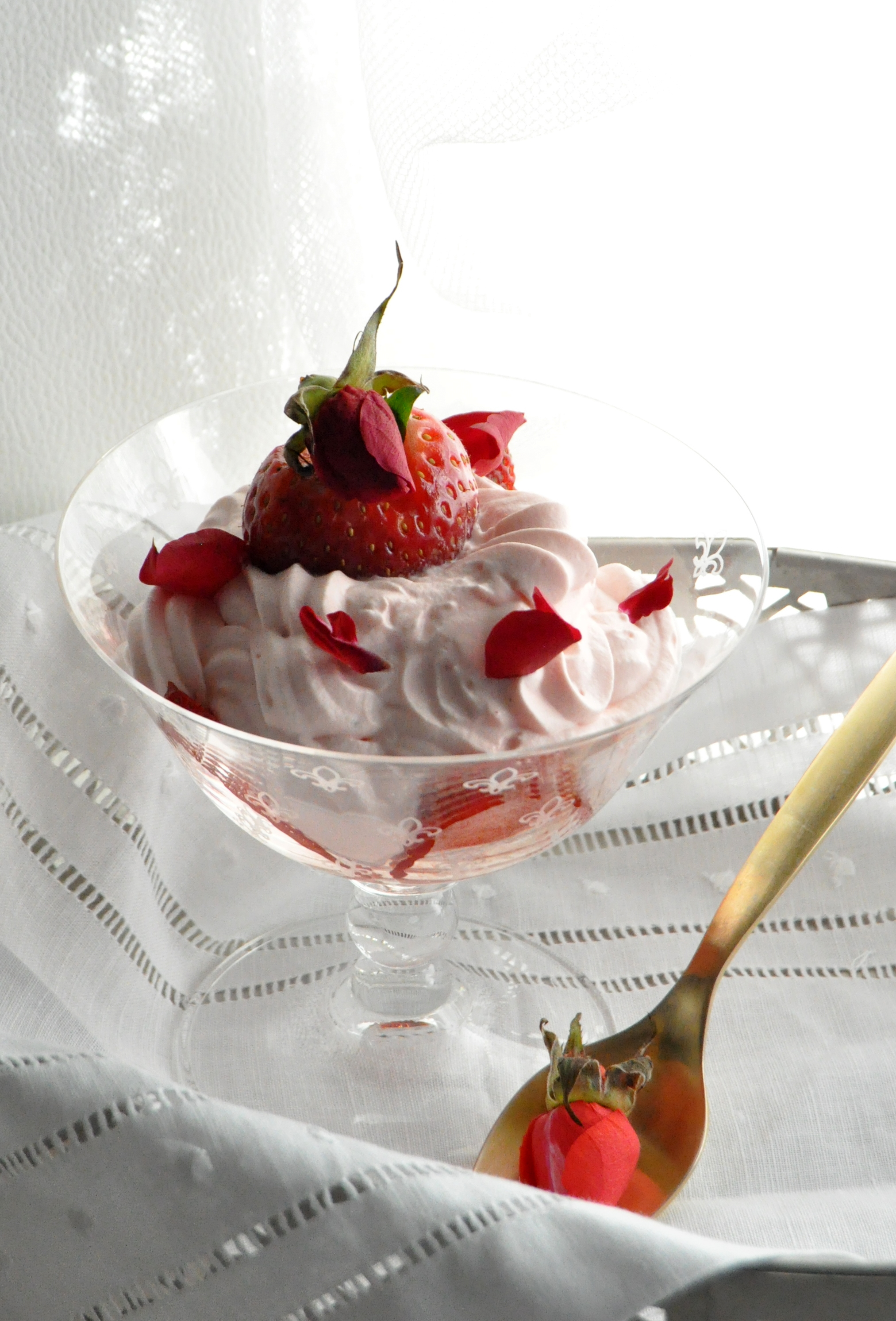 crema de fresas y yogurt Margot Cosas de la Vida