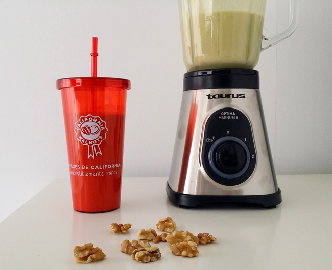 Smoothie con nueces de california y margot serrano3