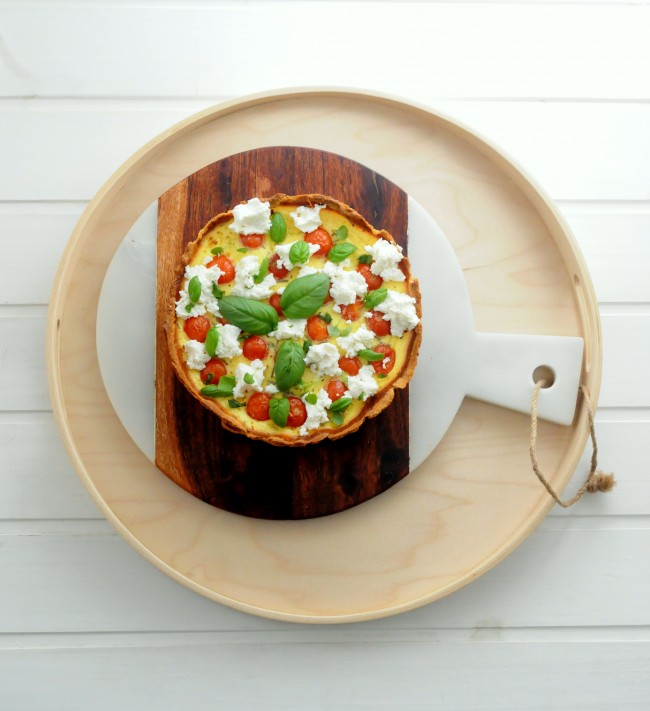 Tarta salada de requesón